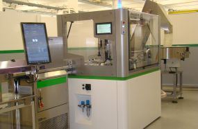 New TEM slitting and folding machine for caps at Drinktec