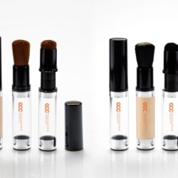 Make-up Powder Solution: Shake and Brush
