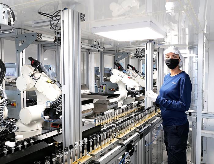 Redefining the cosmetic industry: Virospacks eco-friendly revolution