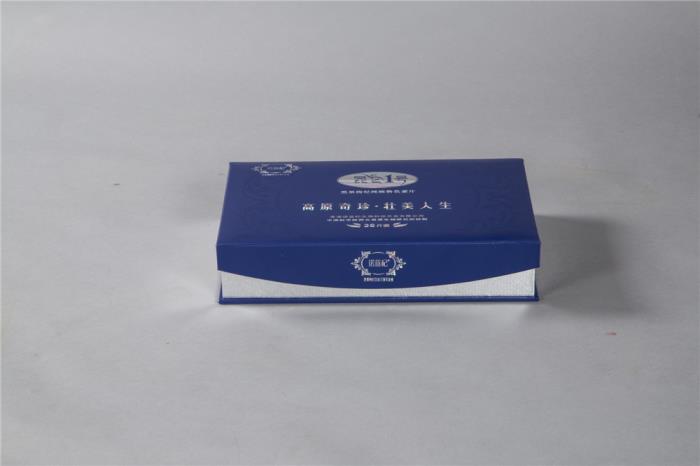 Classic Magnetic Closing Box