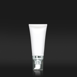 Q1TUB050BA