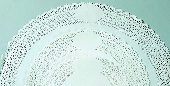 Doilies and embossed doilies for fried food