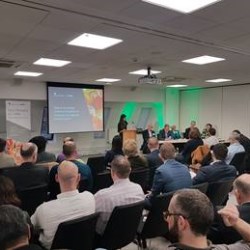 Food packaging vs. waste remains a challenging topic