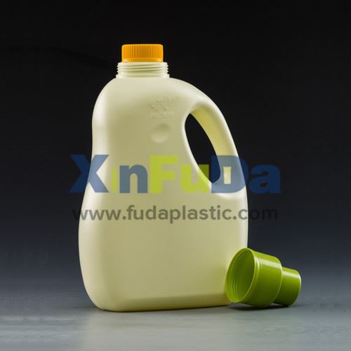2500ml Bottle with Handle A224
