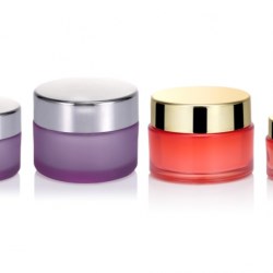 Pretty in PET cosmetic cream jars