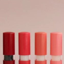 Benefits of Custom Lipstick Tubes With Ivorie Packaging 
