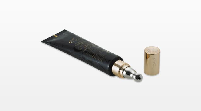 Cosmetic accessories