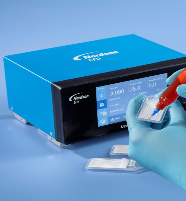 The game-changing UltimusPlus™ fluid dispenser