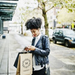 Paper bags are the low-carbon choice, new study finds