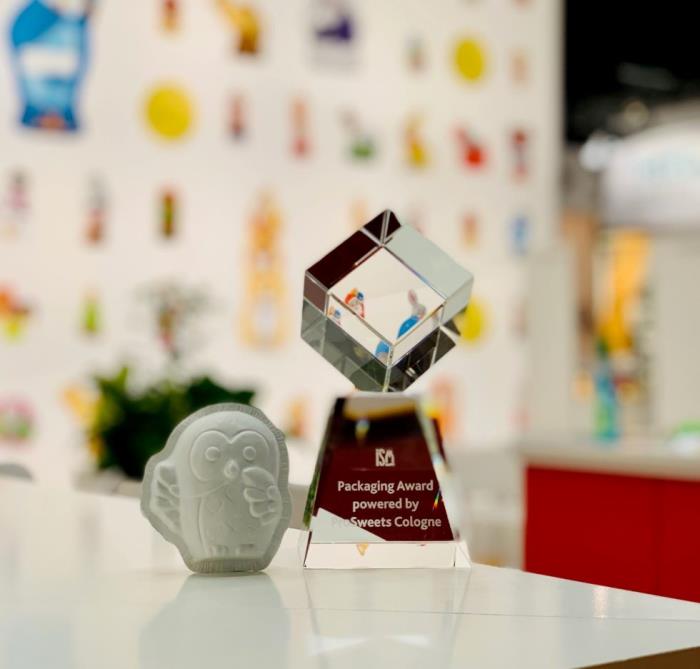 The FibreForm owl – award winning chocolate packaging
