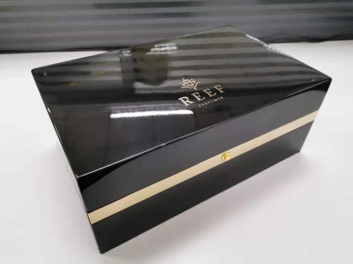 The Stage produces gift box for luxury fragrance house