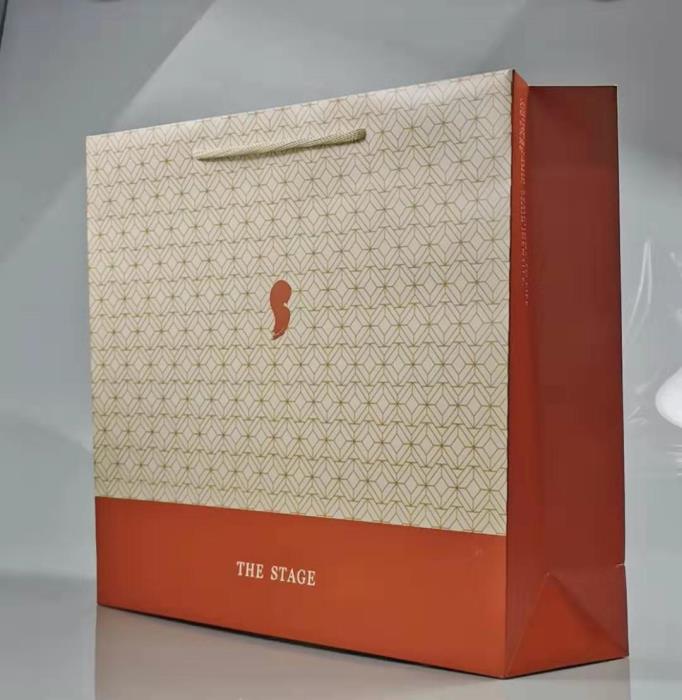 M Paper Bag
