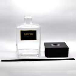 Beyond the Neck: The Underestimated Role of the Perfume Bottle Collar