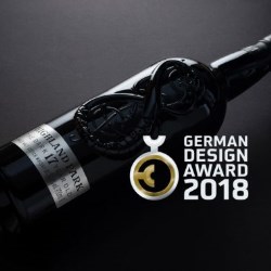 Another award for Stölzle: The Dark wins German Design Award