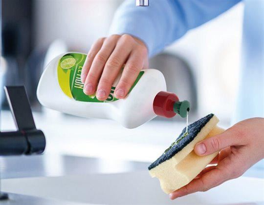 PCR Solutions: The Push Pull Dispensing Cap