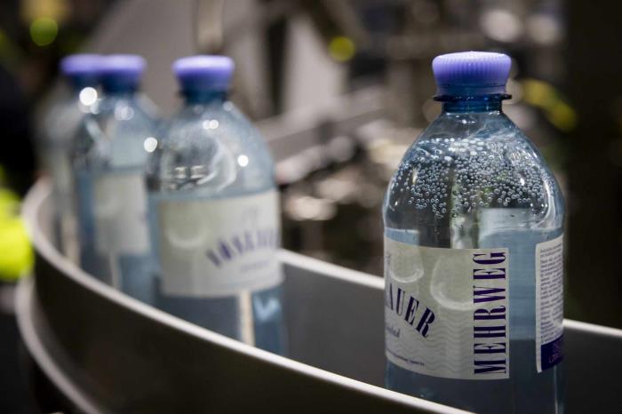 ALPLA and Vöslauer reduce carbon footprint with returnable PET
