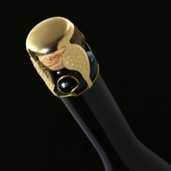 Tesem has developed an innovative concept in champagne cork covers: le parure de bouchage