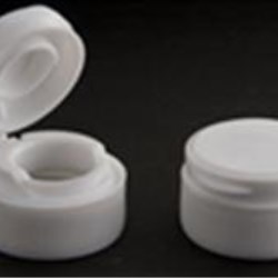 33-400, MDPE Flip Top Closure, .750 orifice Ribbed Skirt,