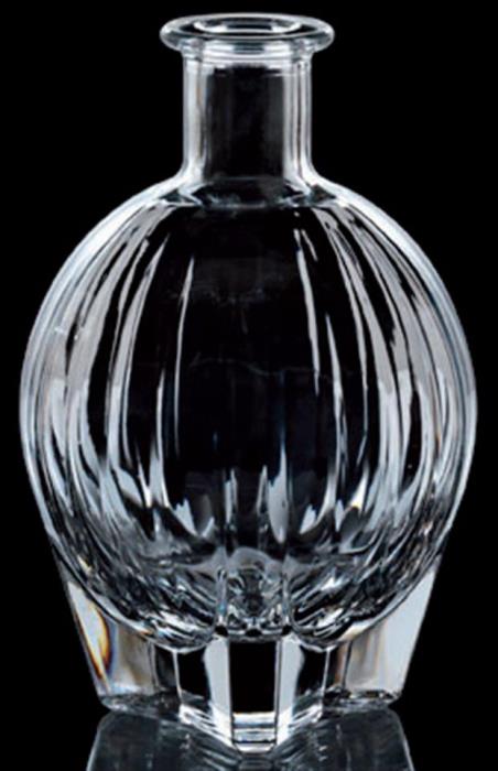 700 ml Glass Long Neck, Square, Flint, 23mm finish Footed