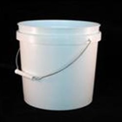 2 gal HDPE Pail, 65 mil Round, Metal Handle and Plastic Grip