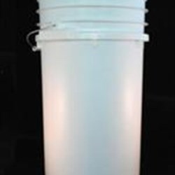 7 gal HDPE Pail, 100 mil Round, Metal Handle and Plastic Grip 