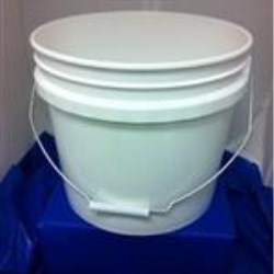 3.5 gal HDPE Open Head Pail, Round, ,Nestable Metal Handle and Plastic Grip 