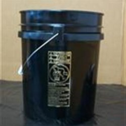5 gal HDPE Open Head Pail, 90 mil Round, Metal Handle and Plastic Grip 